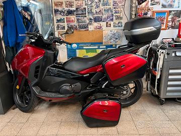 Honda integra 750 abs antifurto km 26.000  permuto