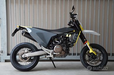 HUSQVARNA 701 SUPERMOTO