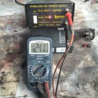 alimentatore 12 volt 3amper