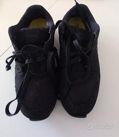 diadora