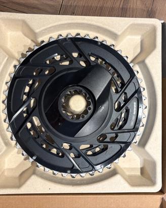 Corona SRAM Force AXS 48-35 con powermeter Quarq