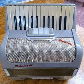 Fisarmonica 48 bassi