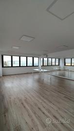 Locale in uso coworking full time