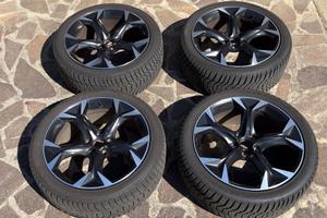 Cerchi da 19 Cupra formentor con Hankook da neve