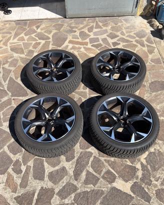 Cerchi da 19 Cupra formentor con Hankook da neve