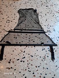 Separatore per animali in auto