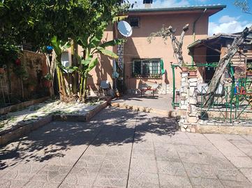 Vedesi porzione di bifamiliare