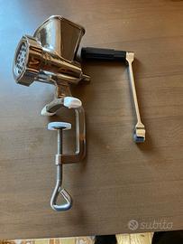 Tritacarne manuale in acciaio inox 18/10 Küchenpro