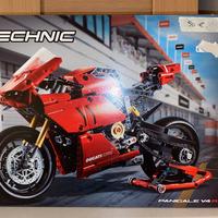 Lego Technic 42107