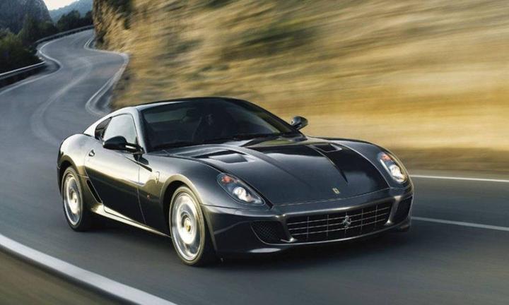FERRARI 599 GTB Fiorano F1