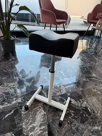 Sgabello pedicure