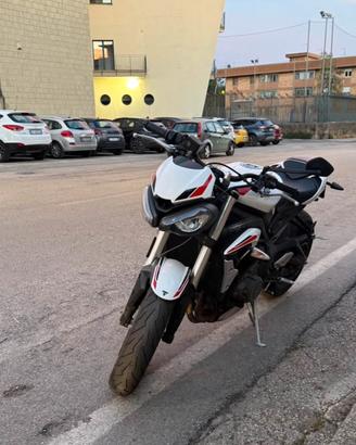 Scarico originale street triple