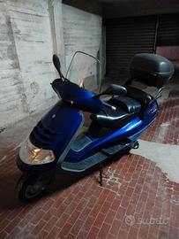 Piaggio super Hexagon 180