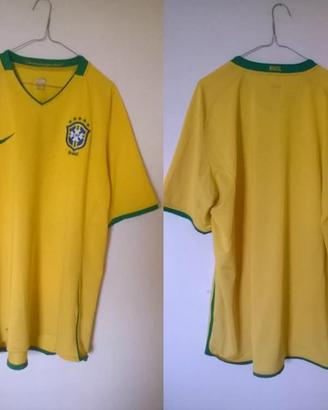 Maglia e bandiera Brasile