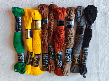 n. 9 matassine di cotone da ricamo