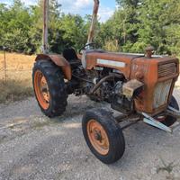 Trattore Lamborghini 2 R cofano quadro