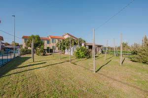 MIRA Bifamiliare con scoperto privato M400B