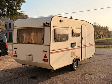 Caravan roulotte avian