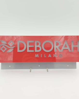 Insegna Deborah Milano