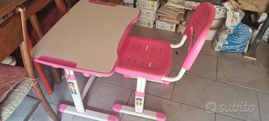 scrivania e sedia rosa bambina