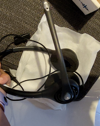 Cuffia professionale Plantronics e compressore