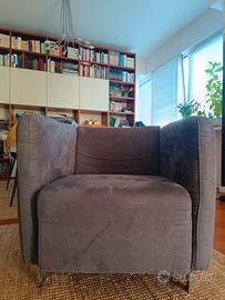 Poltrona in alcantara