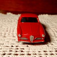 Dinky Toys – Coupe Alfa Romeo Meccano