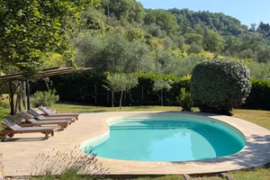 Rustico / Casale di 230 m² con 3 locali e posto au
