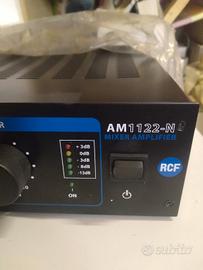 amplificatore  con microfono 