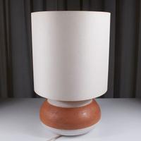 Lampada da tavolo italiana pietra e seta anni ’70