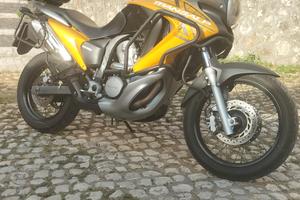 Honda Transalp 700