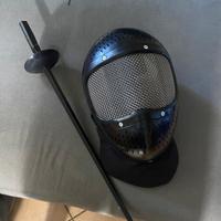 Maschera e fioretto scherma