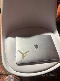 MacBook Pro 13