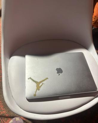 MacBook Pro 13