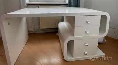 Scrivania Kare Design Snake Soft