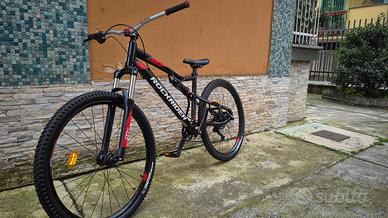 Wheelie bike rockrider st530S praticamente nuova!
