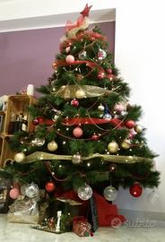 Albero di Natale artificiale effetto naturale.