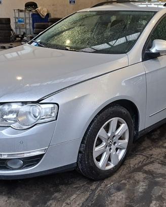 VW PASSAT 2008 SOLO PER RICAMBI