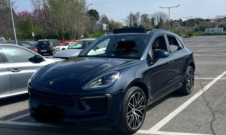 Porsche Macan  14.700 km 265 cv