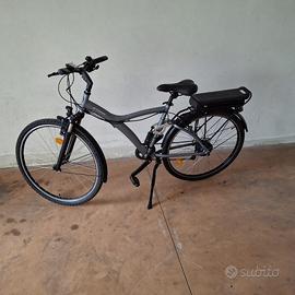 Bicicletta elettrica B-Twin