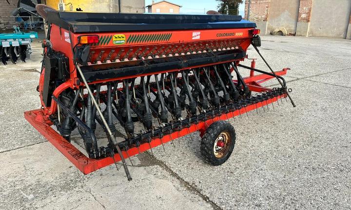 SEMINATRICE CARRARO COLORADO 3000