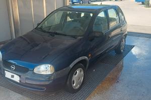 Opel Corsa cambio automatico con soli 80.000 km 