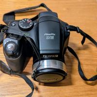 Fotocamera Fujifilm FinePix S5700 + borsa