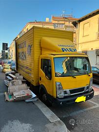 Nissan nt400 136cv