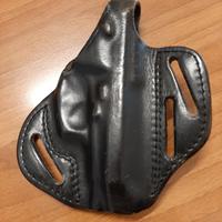 fondina per pistola Beretta 84BB.