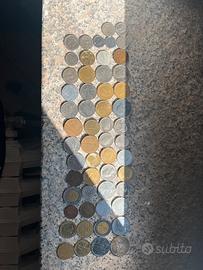 Monete e banconote antiche , lire, franchi ecc