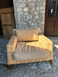 Poltroncine con cuscini