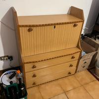 Mobiletto cucina con scafali