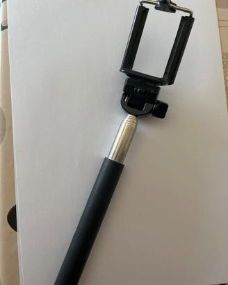 Supporto smartphone per selfie.