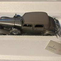 Franklin Mint 1:24 scale die-cast model of a 1933